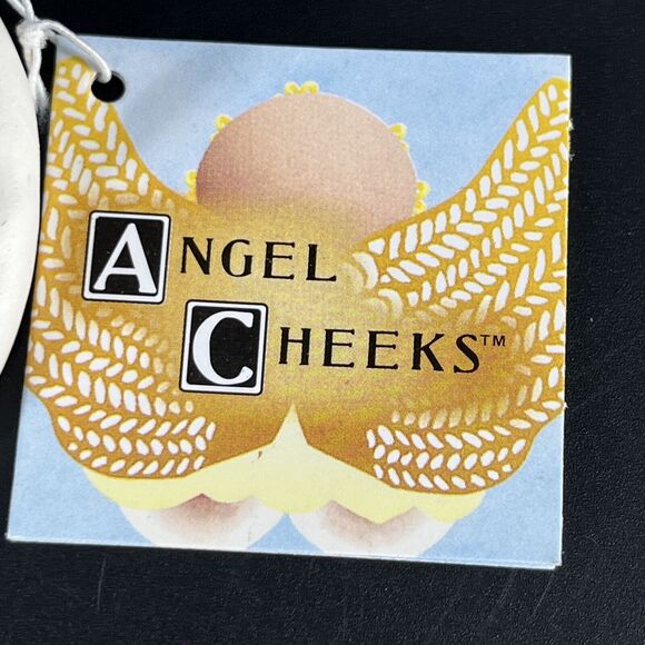 Vintage Kirk's Kritters Angel Cheeks Christmas Figurine With Snowman 2001 - Picture 4 of 15